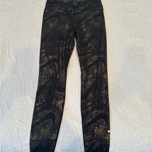 Nike Black and Gold Women's Jeggings